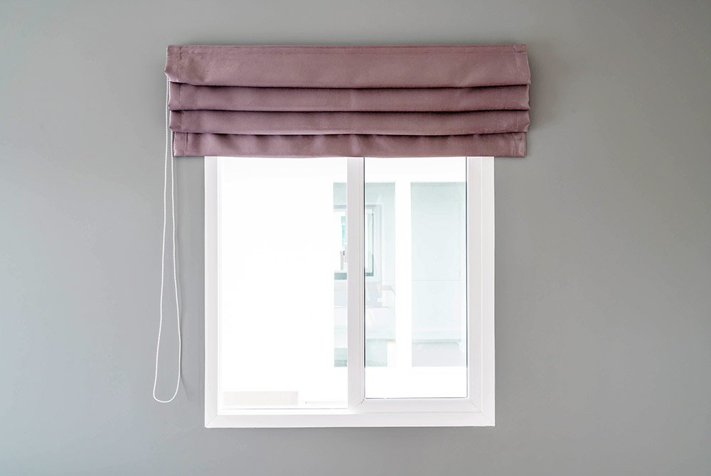 difference between Curtains